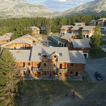 Aparthotel Odalys L'oree Des Pistes 4*